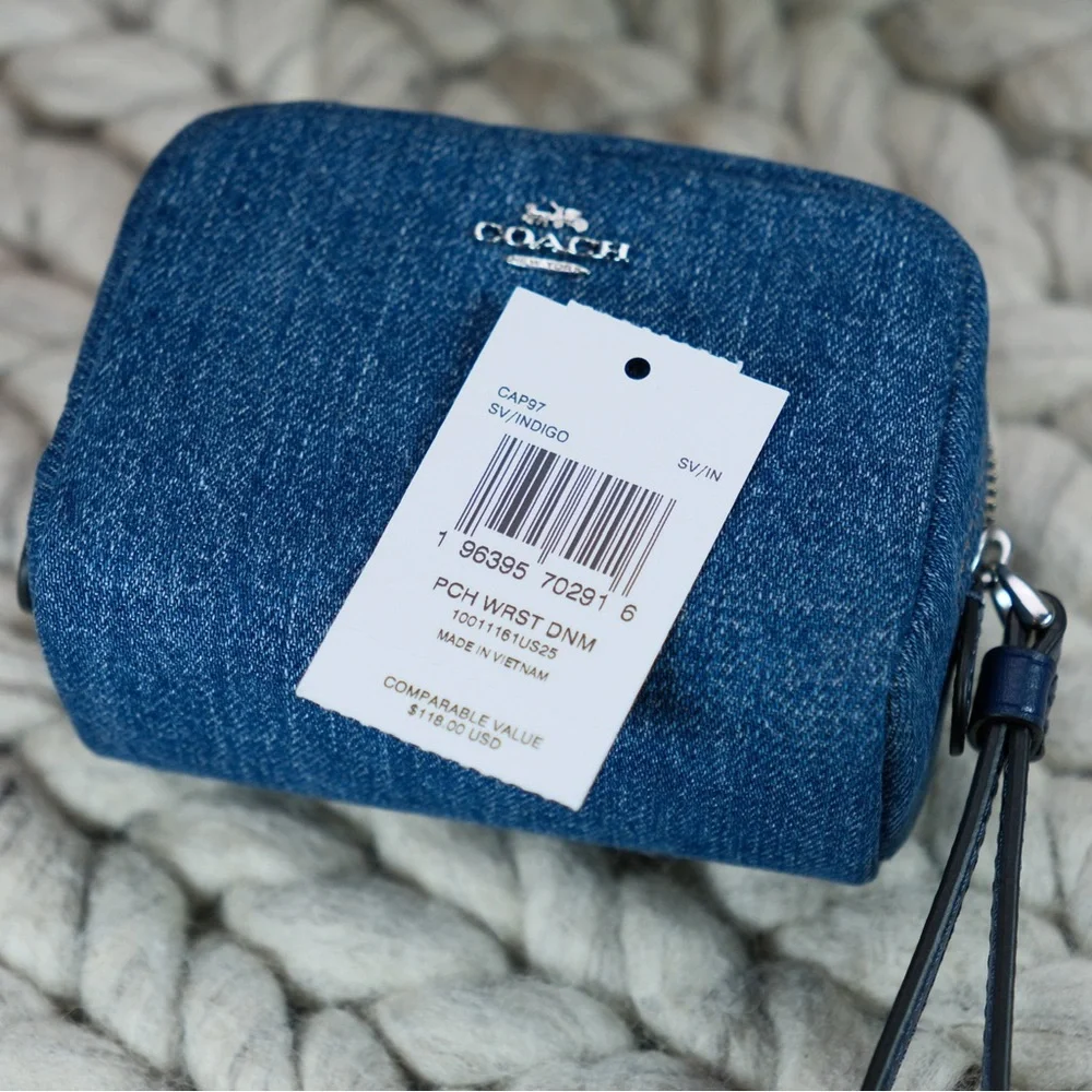 NWT Coach Outlet Pouch Wristlet CAP97 - Picture 7 of 8